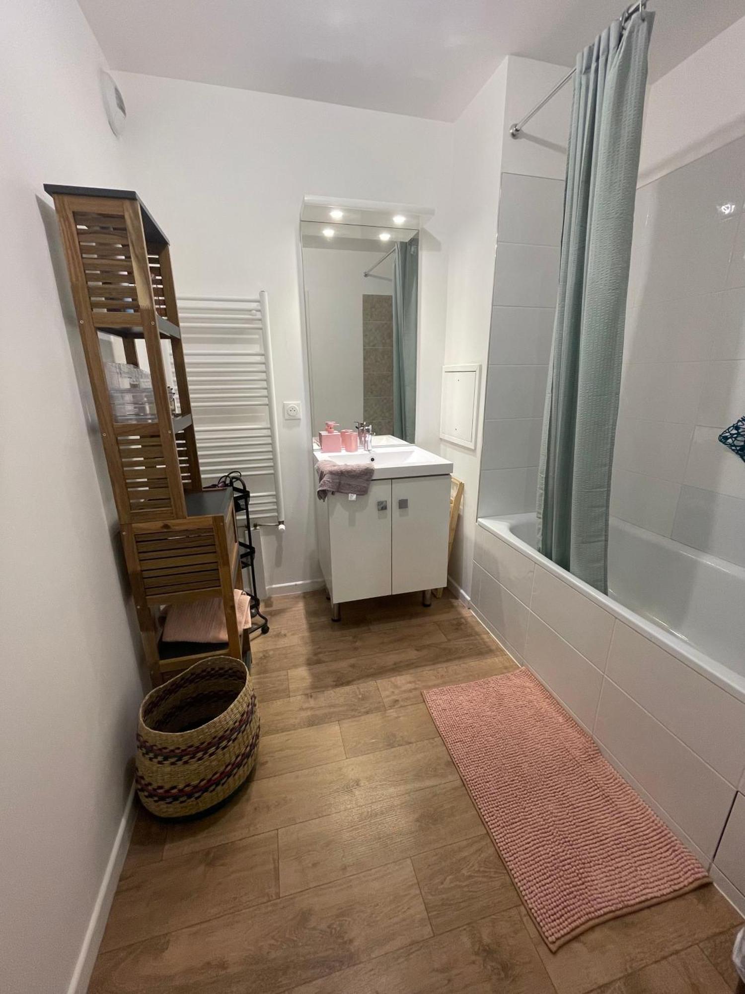 Prego , Cosy Flat Next To Disneylandparis Chanteloup-en-Brie Exteriör bild
